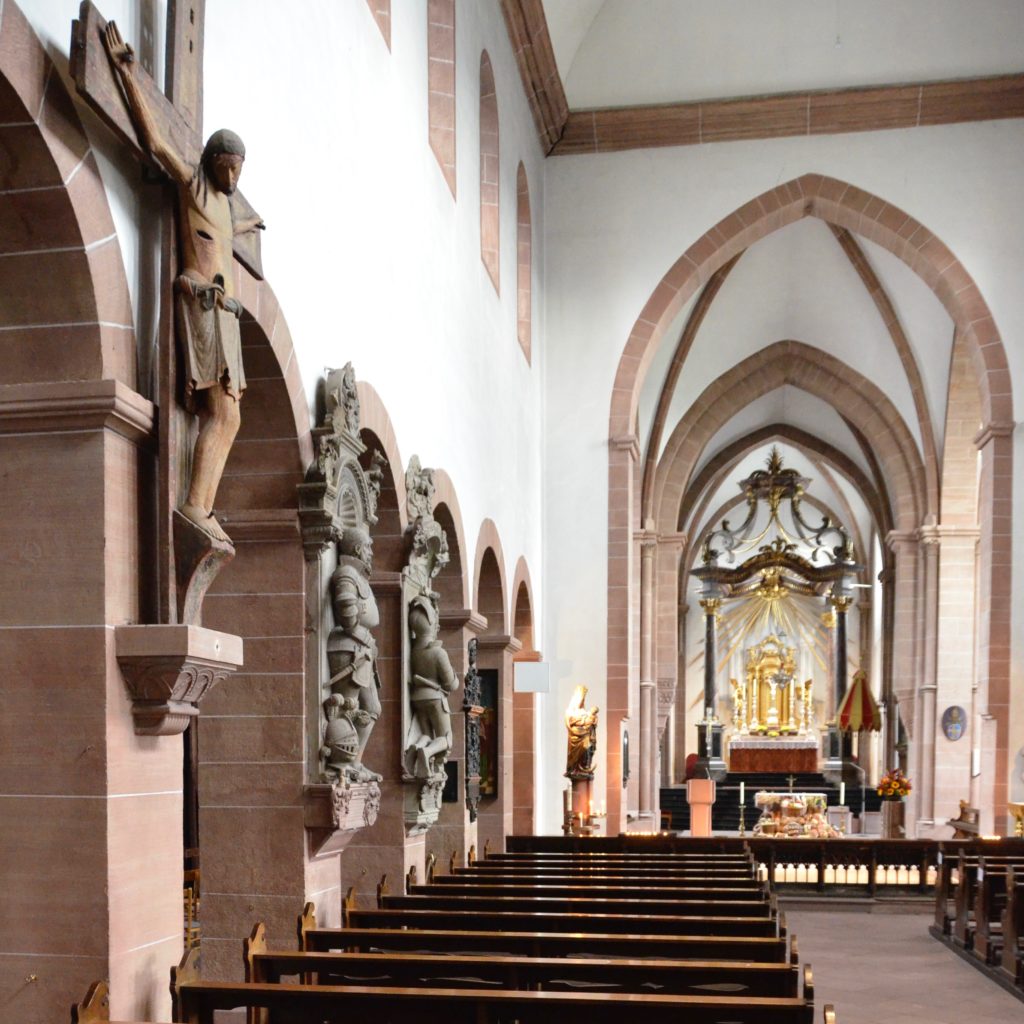 Zentraler Ort des katholischen Glaubens in Aschaffenburg: die Stiftsbasilika.
